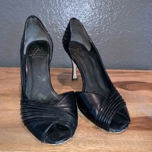 Pleated peep toe 3.5” heel